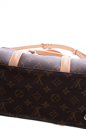 Louis Vuitton Soufflot MM Bag