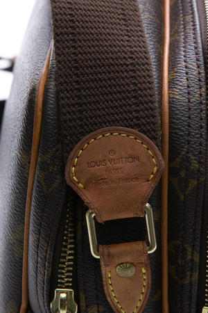 Louis Vuitton Vintage Reporter PM Bag