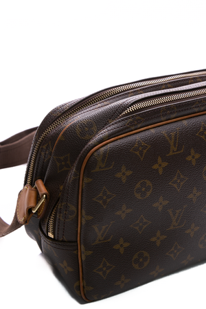 Louis Vuitton Vintage Reporter PM Bag