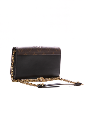 Louis Vuitton Brogue Twist Chain Wallet Bag