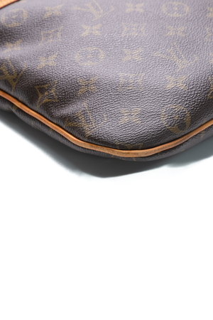 Louis Vuitton Bosphore Pochette Crossbody Bag