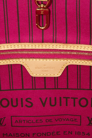 Louis Vuitton Neverfull MM Tote Bag