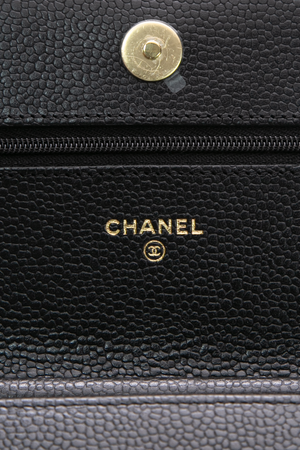 Chanel Classic Wallet on Chain