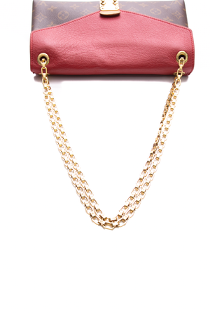 Louis Vuitton Pallas Chain Bag