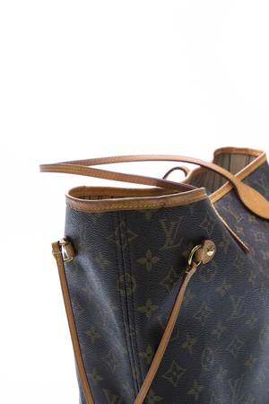 Louis Vuitton Neverfull MM Tote Bag