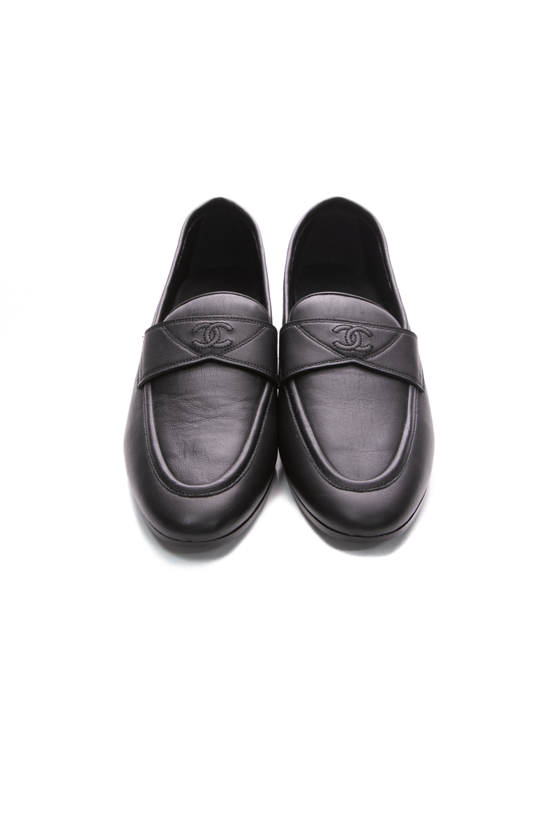 Chanel Uniform Loafers - Size 40