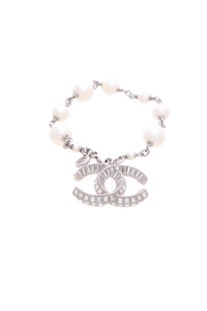 Chanel-Crystal-Pearl-CC-Bracelet-288763