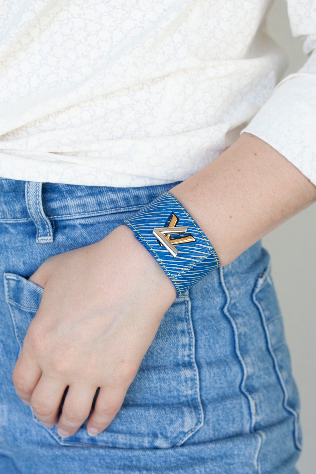 Twist It Bracelet - Size 17