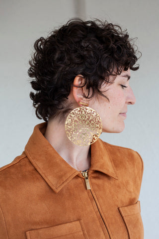 Chanel-Round-Hollowing-Drop-Earrings-294149