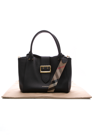 Burberry-Buckle-Medium-Tote-Bag-289471