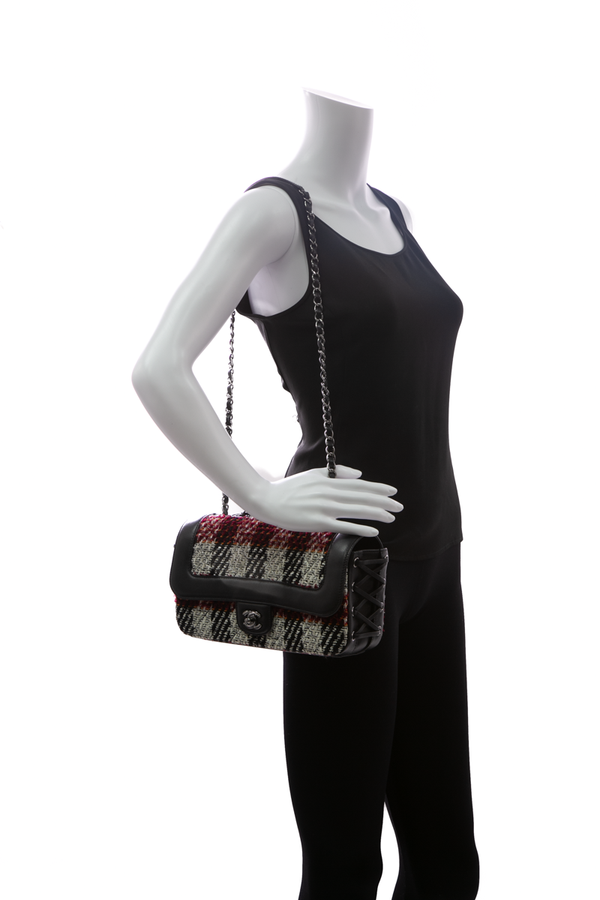 Chanel-Bag-288992_600x.png?v=