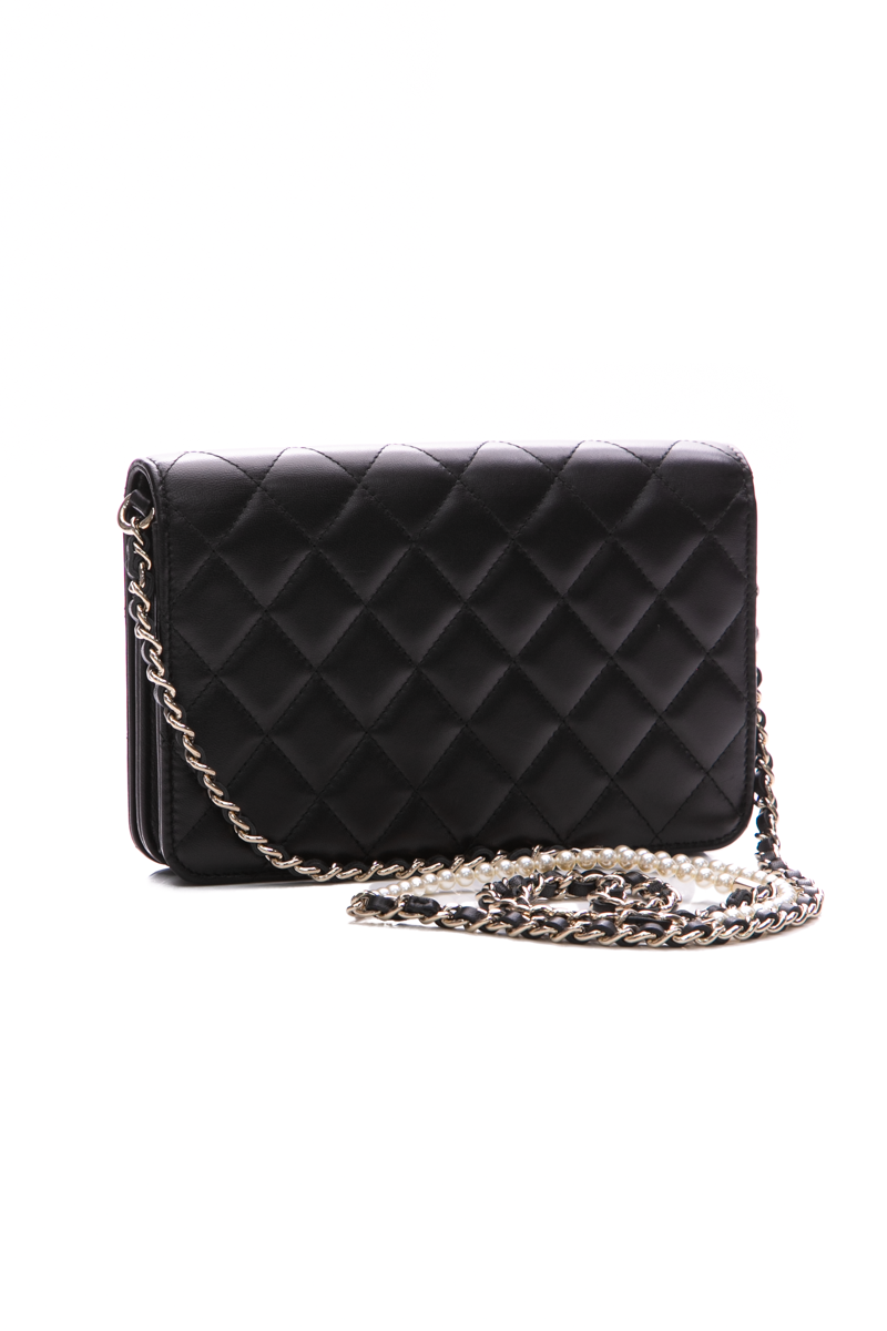 Chanel-Pear-Wallet-on-Chain-Bag-289163