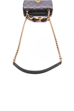 Small Entwined Chain Flap Bag