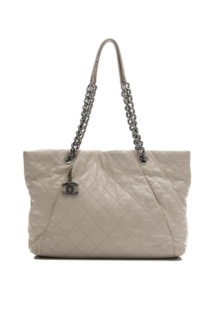 CHanel-Coco-Pleats-Tote-Bag-289868