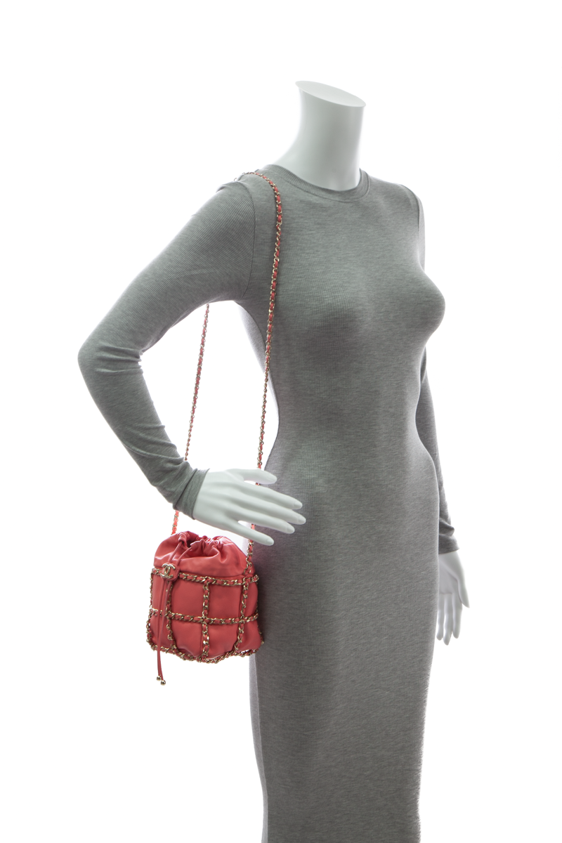 Chain Cage Bucket Bag