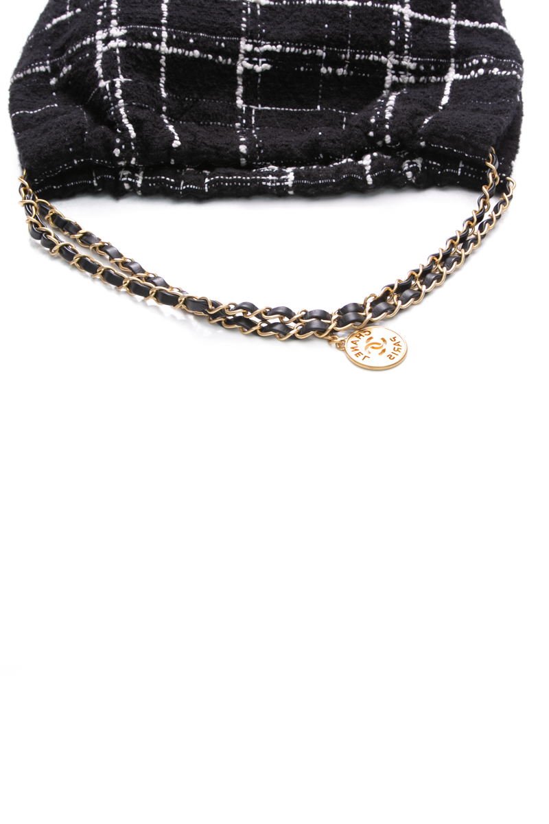 Chanel 22 Bag