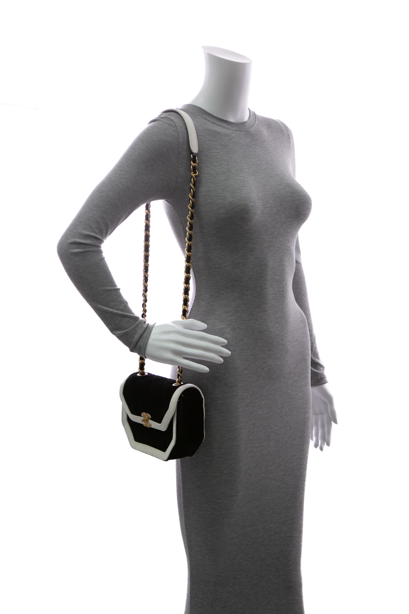 Chanel-Mini-Vendome-Flap-Bag-291747