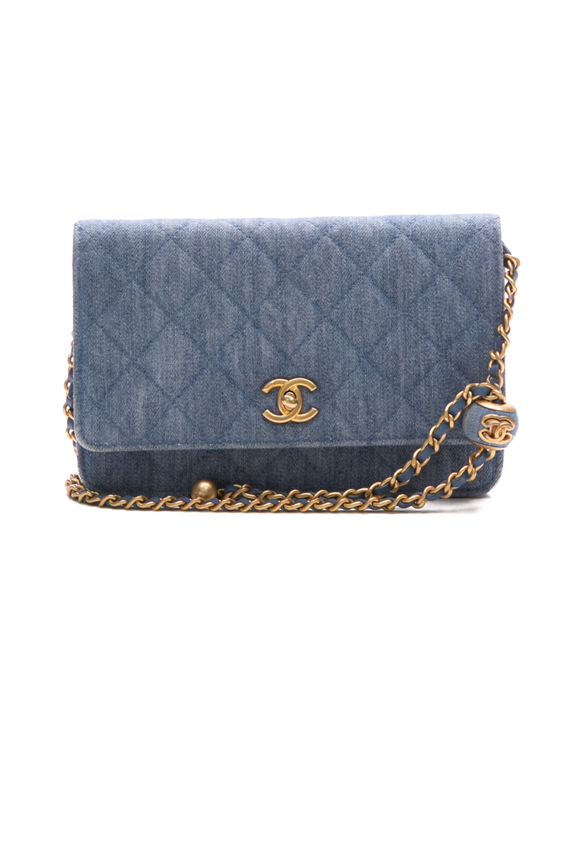 Chanel-Denim-Wallet-on-Chain-291978