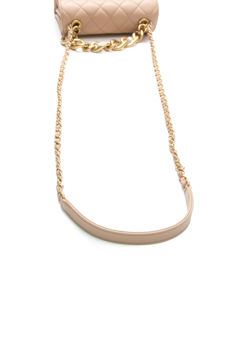 Mini Pearl Chain Flap Bag