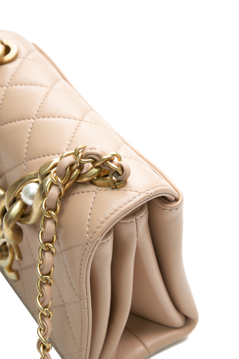 Mini Pearl Chain Flap Bag