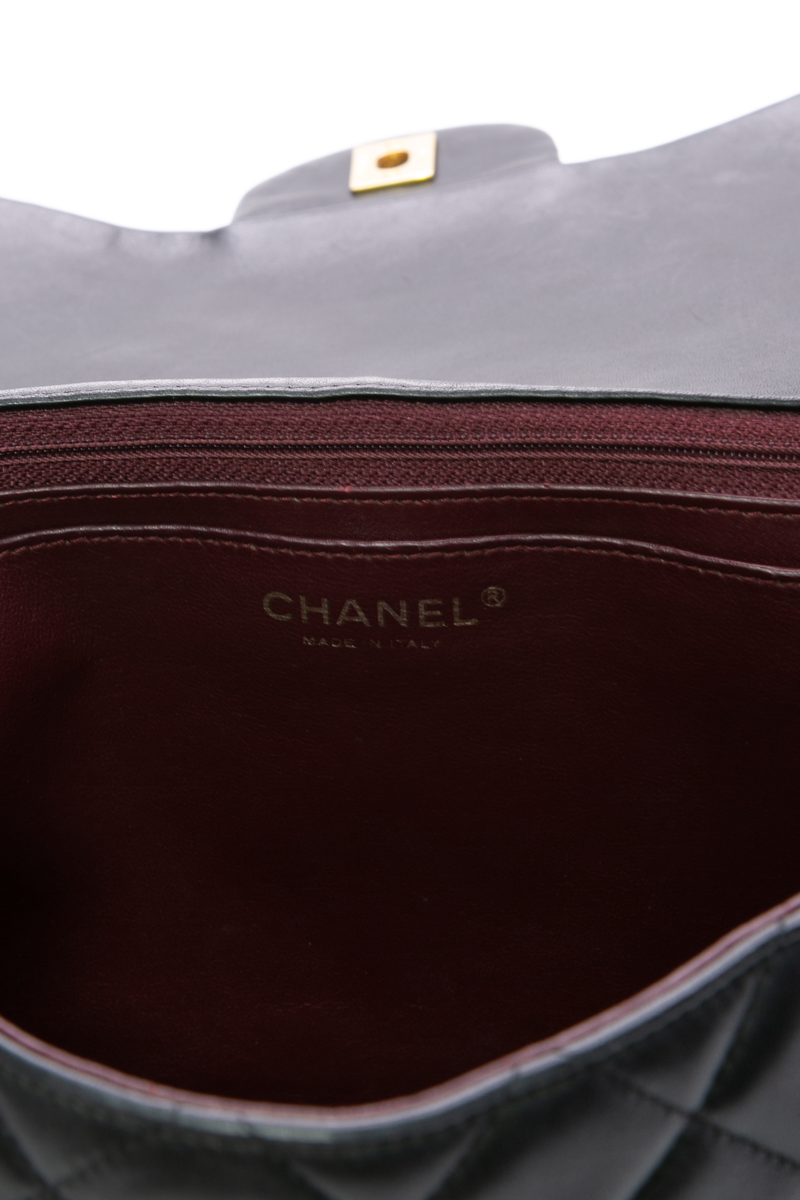 Classic Jumbo Single Flap Bag