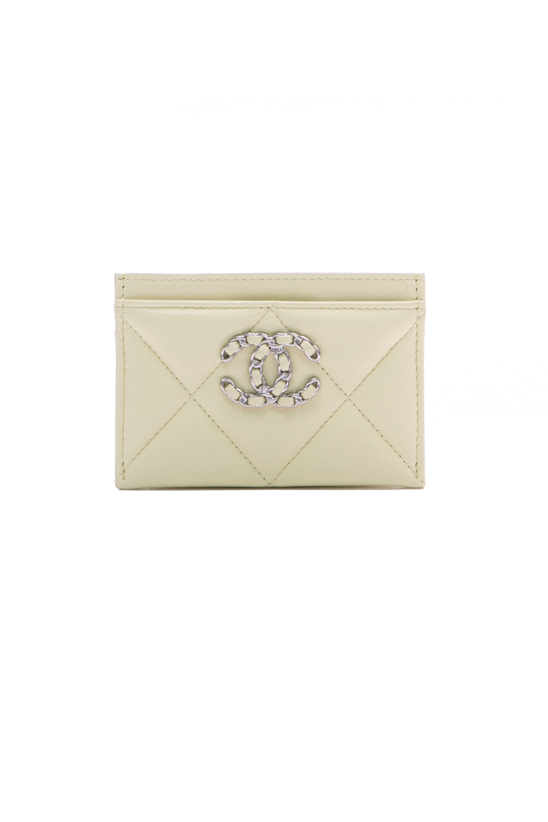 Chanel-Chanel-19-Card-Holder-291667