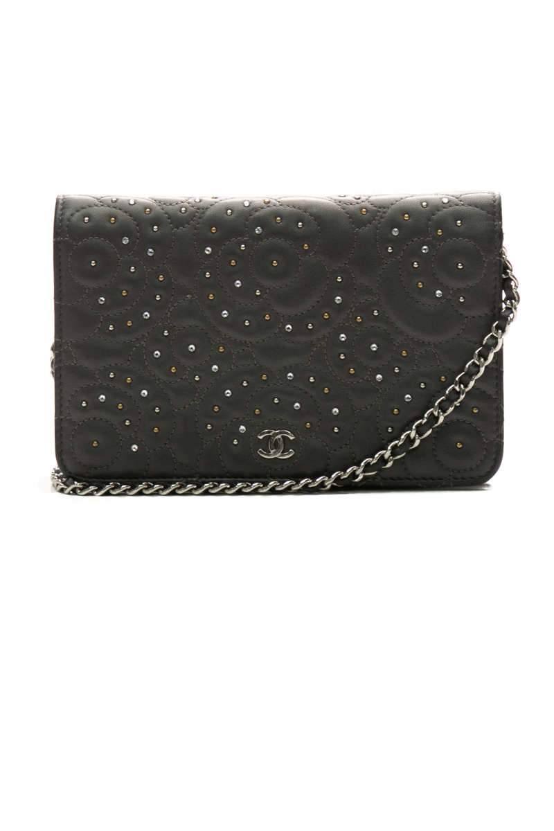 Chanel-Camelia-Wallet-on-Chain-296652