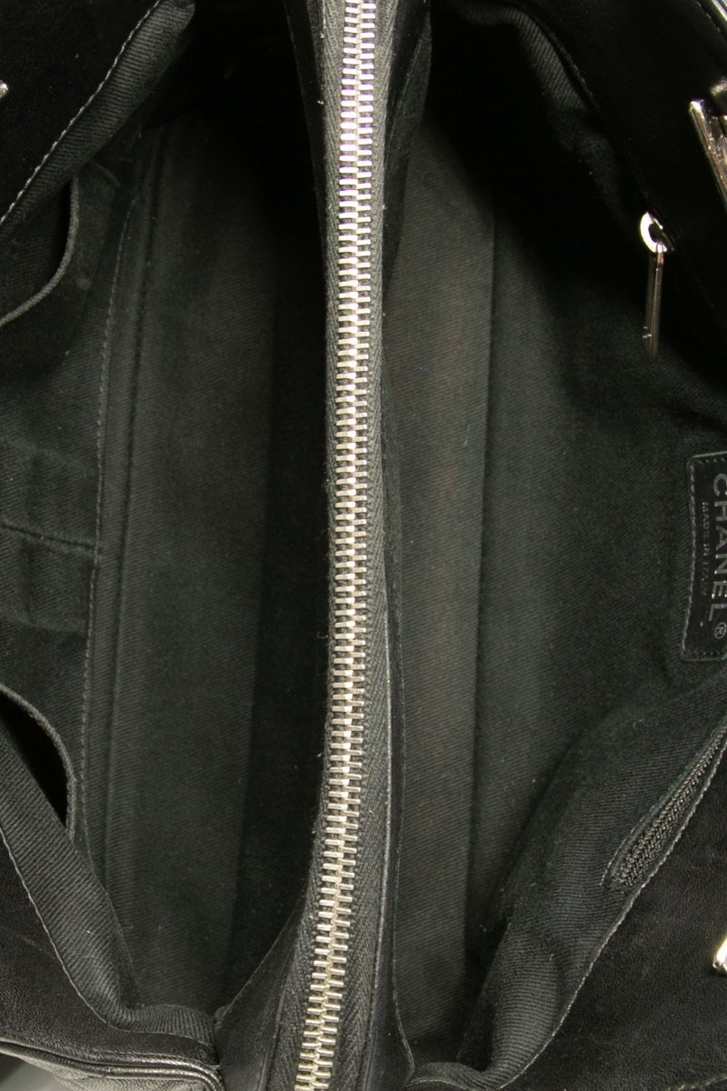 Chic Shopping Tote Bag