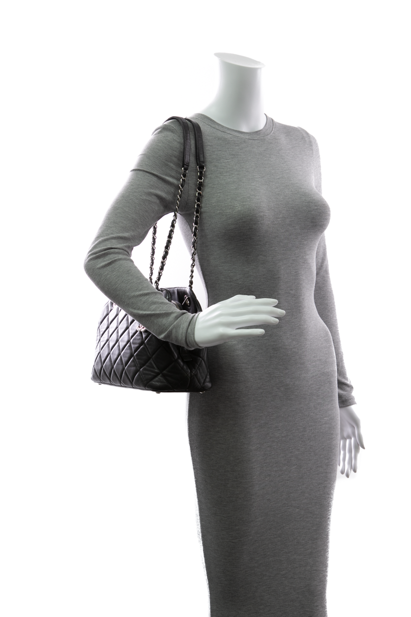 Chic Shopping Tote Bag