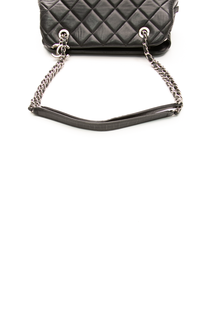 Chic Shopping Tote Bag
