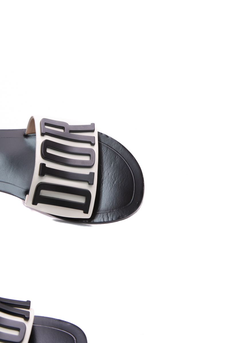 Evolution Slide Sandals - Size 37.5