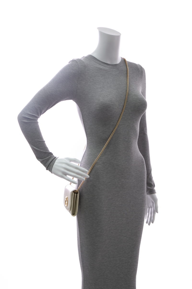 Blondie Medium Chain Wallet Bag