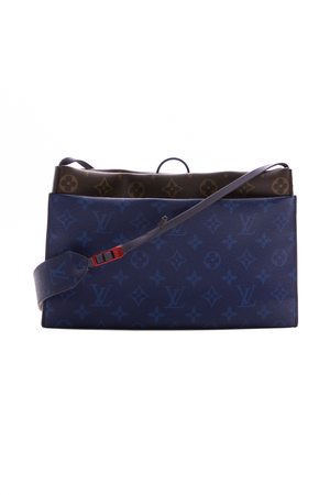 Louis-Vuitton-Men's-Outdoor-Small-Pouch-Crossbody-Bag-289517