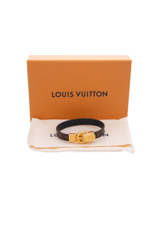 Fasten Your LV Bracelet