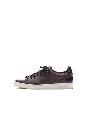 Louis-Vuitton-Front-Row-Sneakers-289149