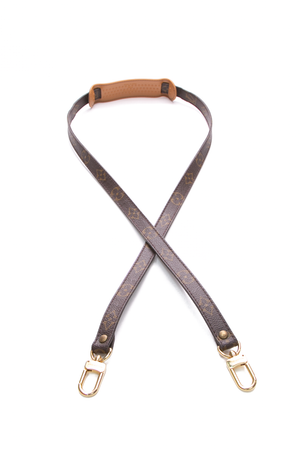 Louis-Vuitton-Shoulder-Strap