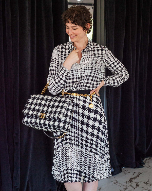 Chanel 19 Maxi Flap Bag - Couture USA