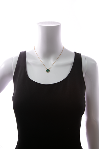 Van-Cleef-&-Arpels-Malachite-Alhambra- Pendant-Necklace-289051