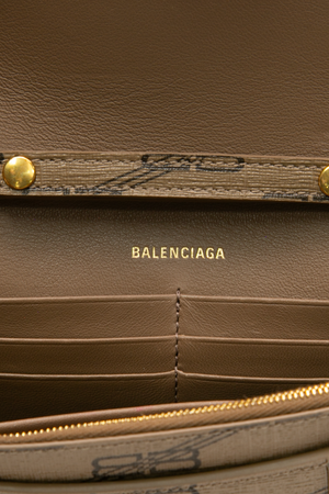 Hourglass Wallet on Chain