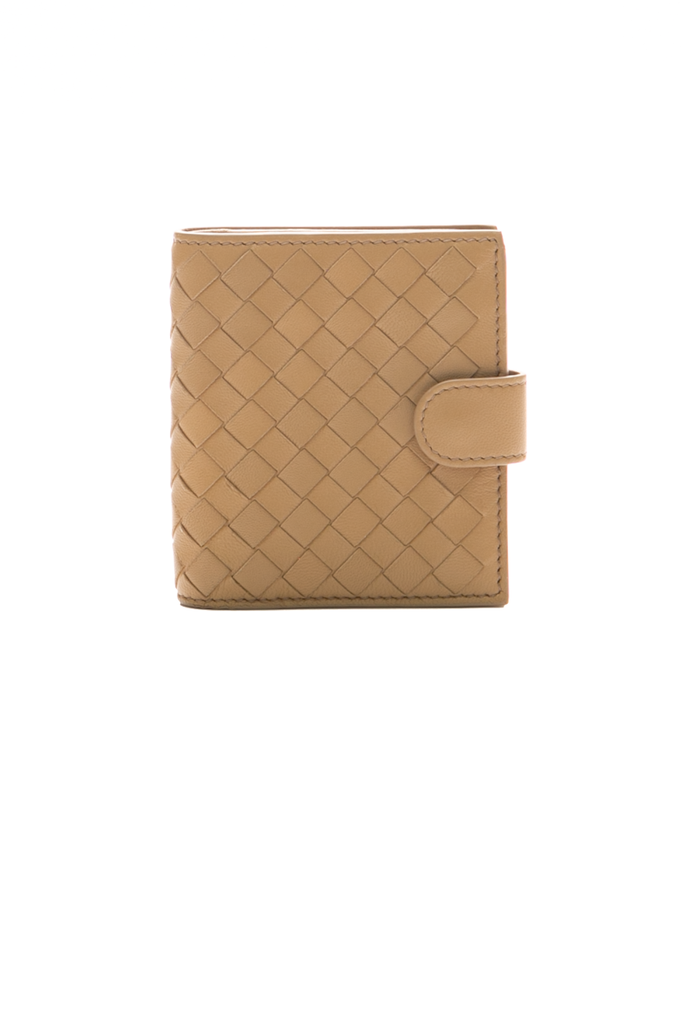 bottega veneta 財布　ベージュ Bottega Veneta Compact Snap Wallet - Couture USA