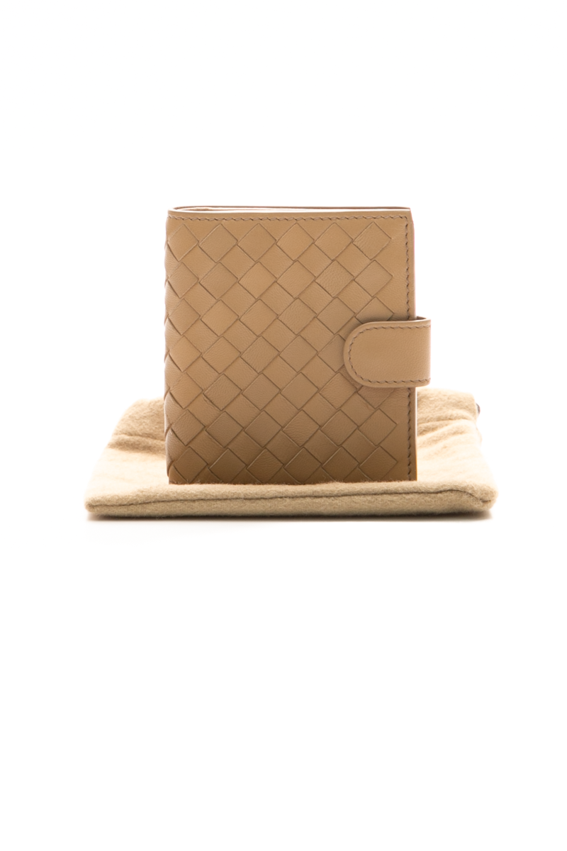 Compact Snap Wallet