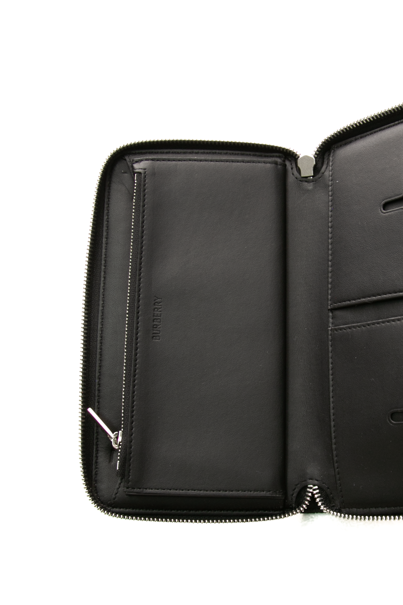 Check Travel Wallet