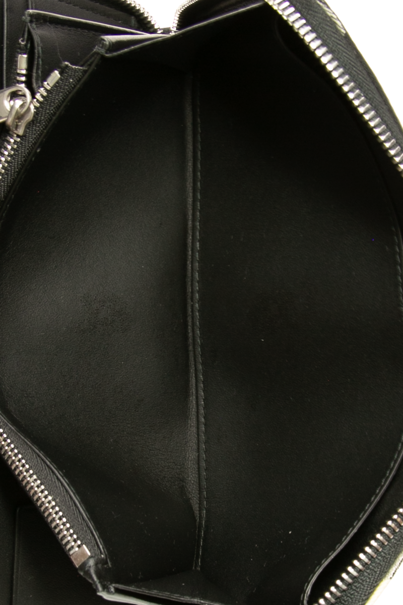 Check Travel Wallet