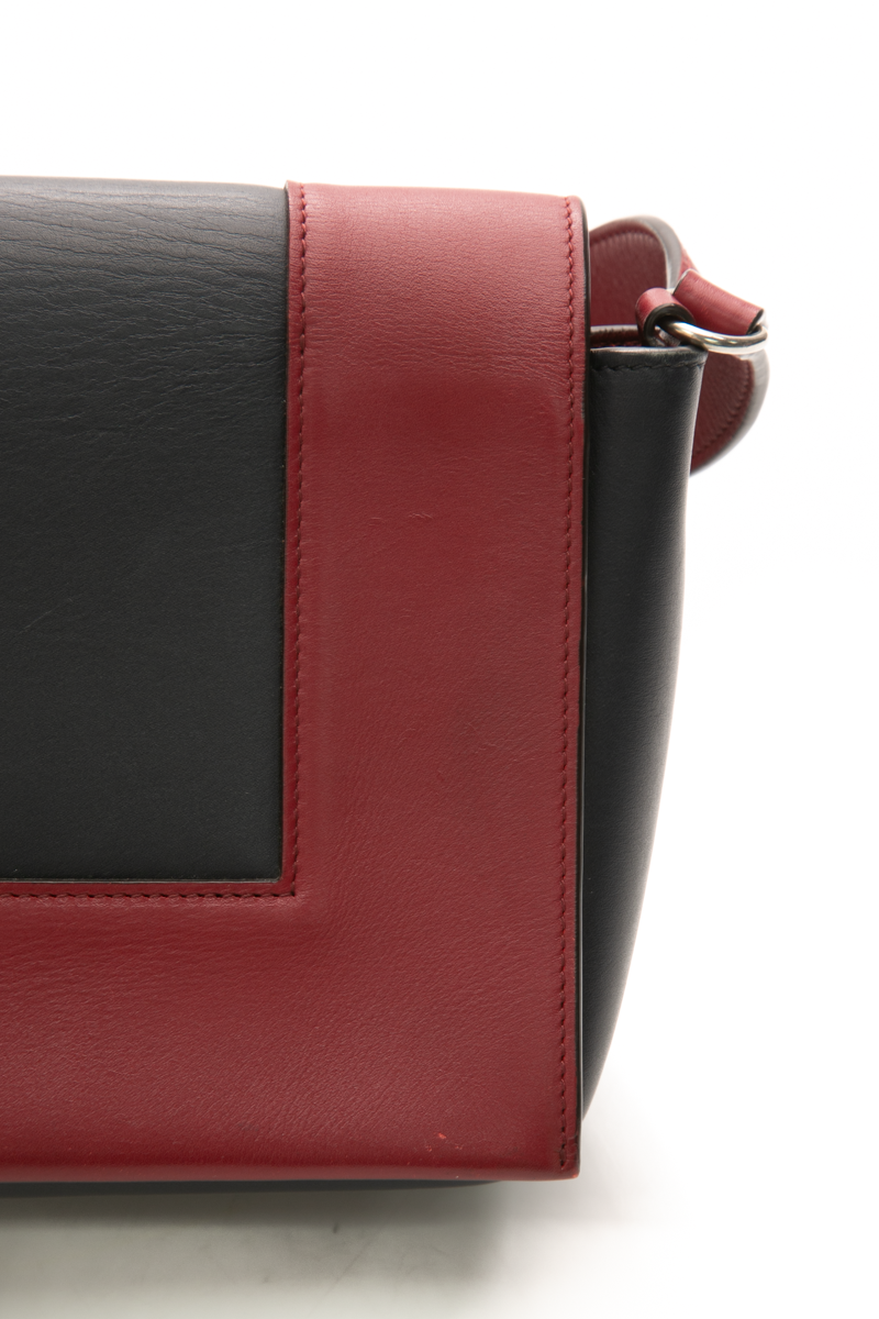 Medium Frame Shoulder Bag