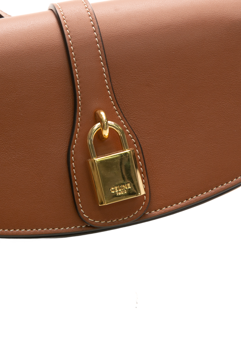 Clutch on Strap Tabou