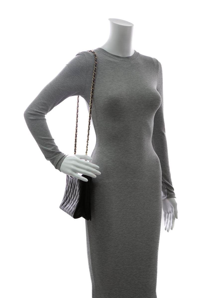 Chanel-Vintage-Full-Flap-Bag-293446