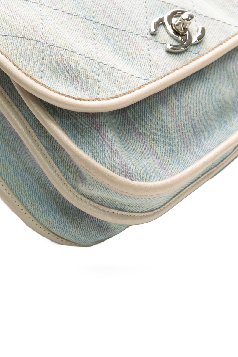 Jungle Stroll Messenger Bag