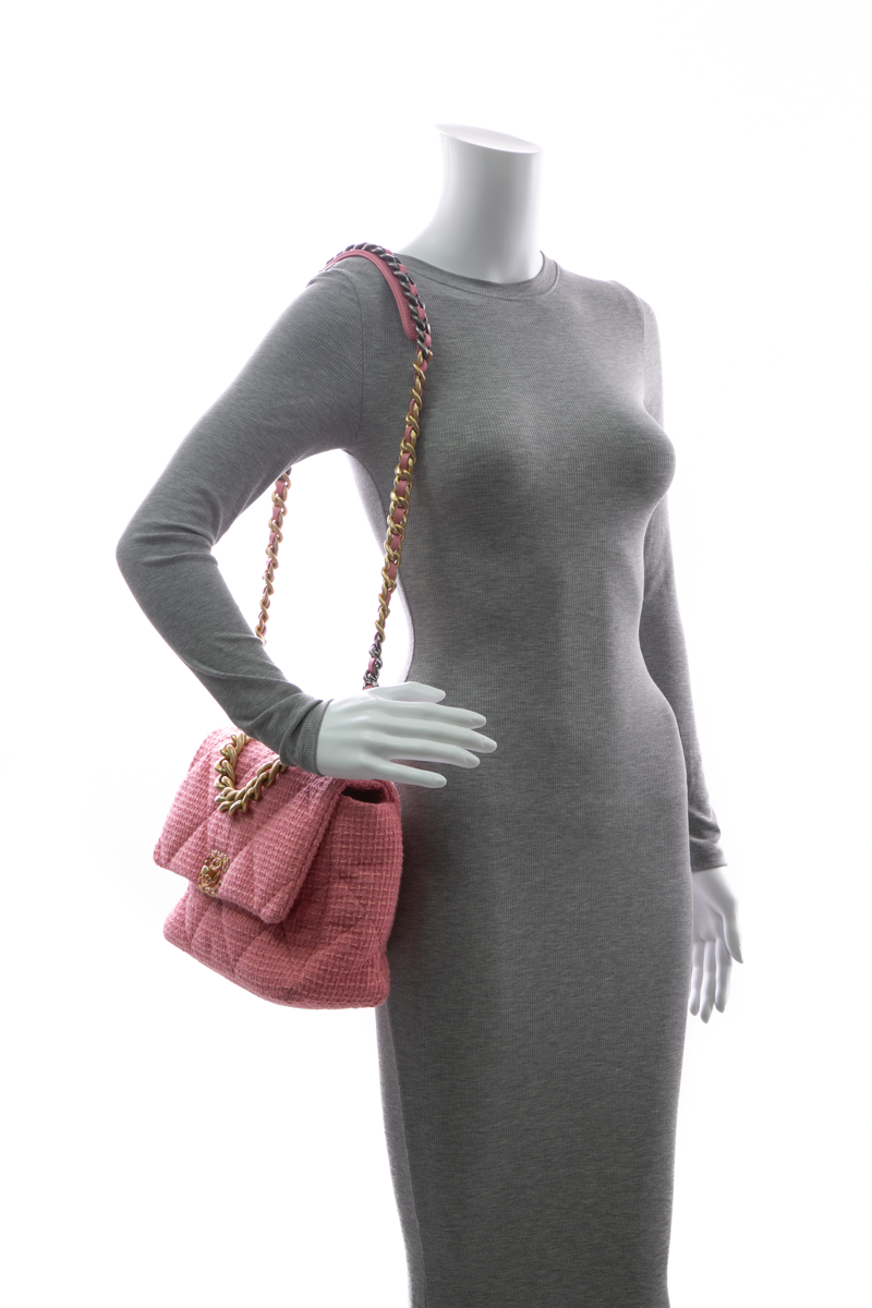 Chanel-Chanel-19-Large-Bag-293706