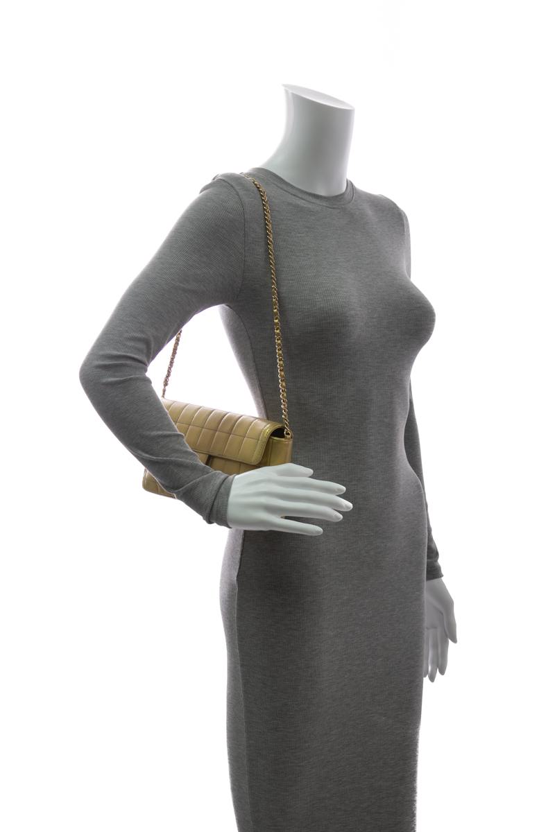 Chanel-Chocolate-Bar-Flap-Bag-294839