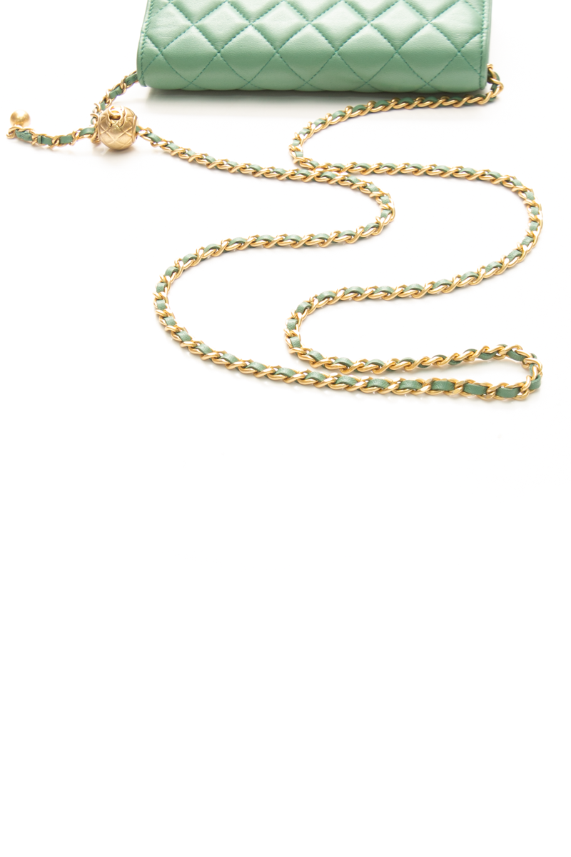 Pearl Crush Wallet On Chain